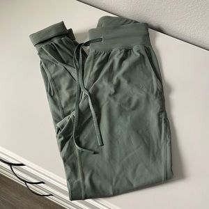 Paragon fitwear Joggers size XS